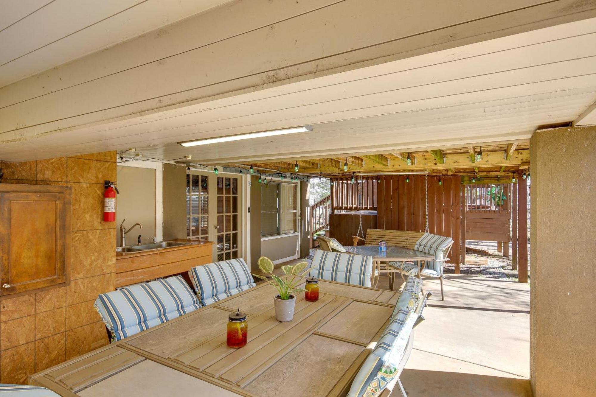 Pet-Friendly Lakehouse View Tower And Fire Pit! Lake Murray Shores Esterno foto